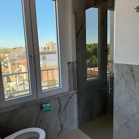 Pigalle Hotell *