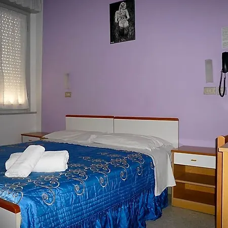 Hotel Pigalle *