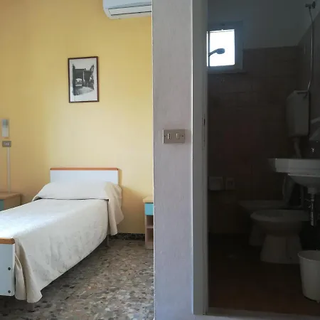 Hotell Pigalle *