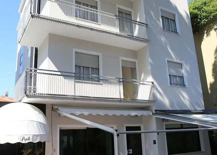 Pigalle Hotel