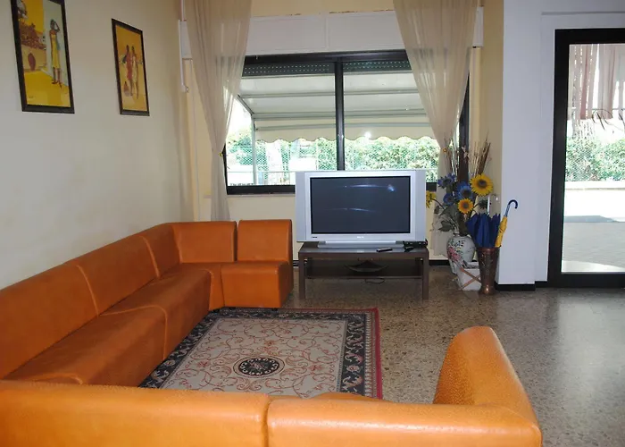 Pigalle Римини