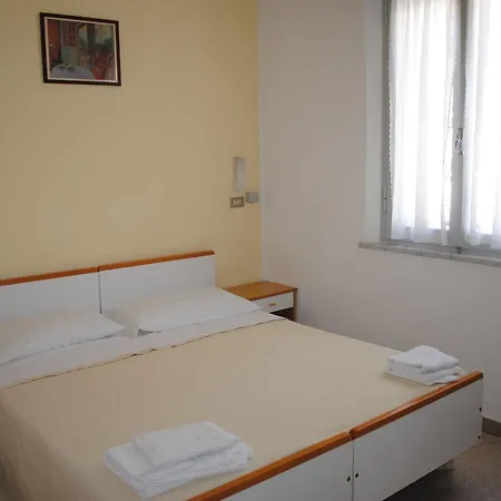 Szálloda Pigalle *